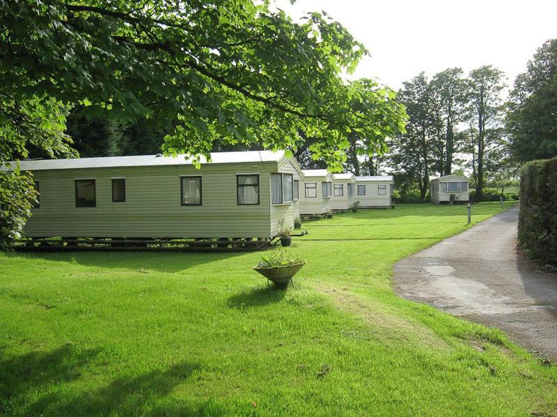Cosy Caravan At Blackmoor Farm Ludchurch ภายนอก รูปภาพ